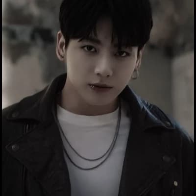 Jeon Jungkook - university student and university basketball team  caption  thumbnail