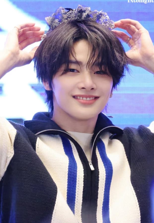 Jeongin thumbnail