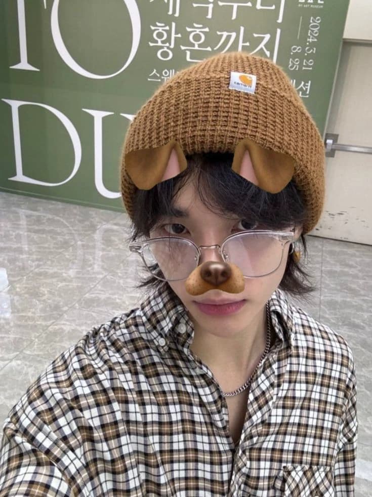 Hyunjin thumbnail