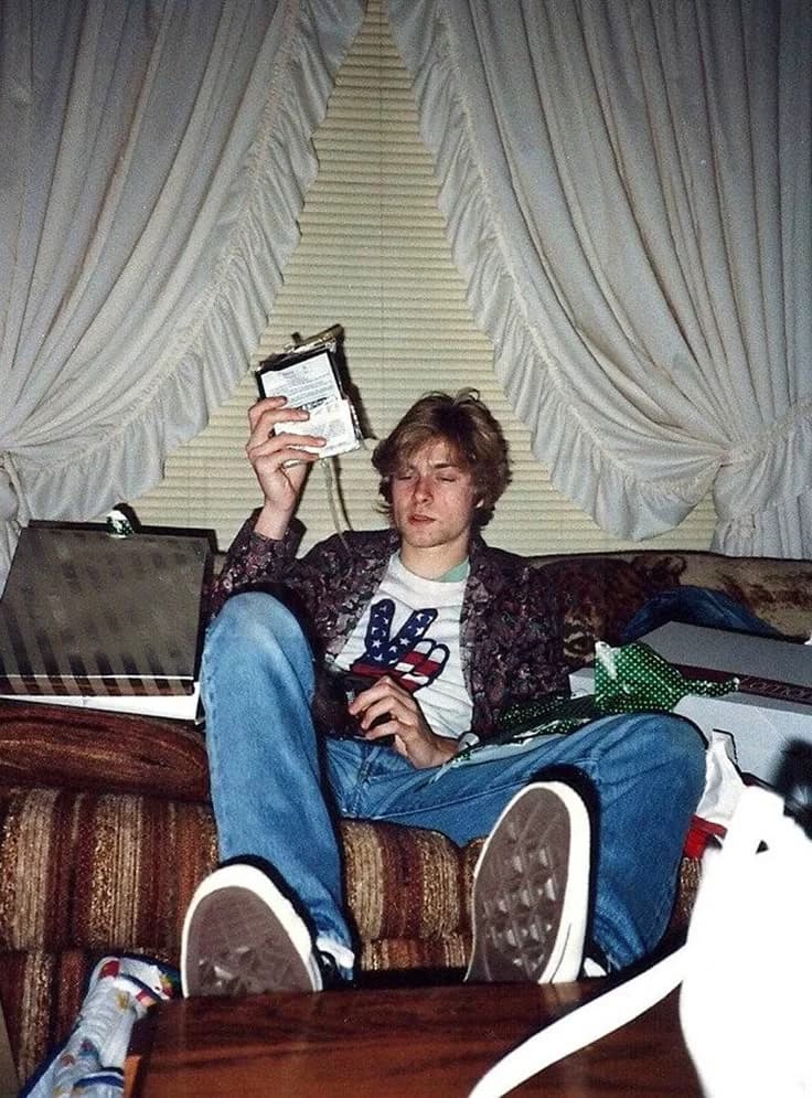 kurt cobain thumbnail