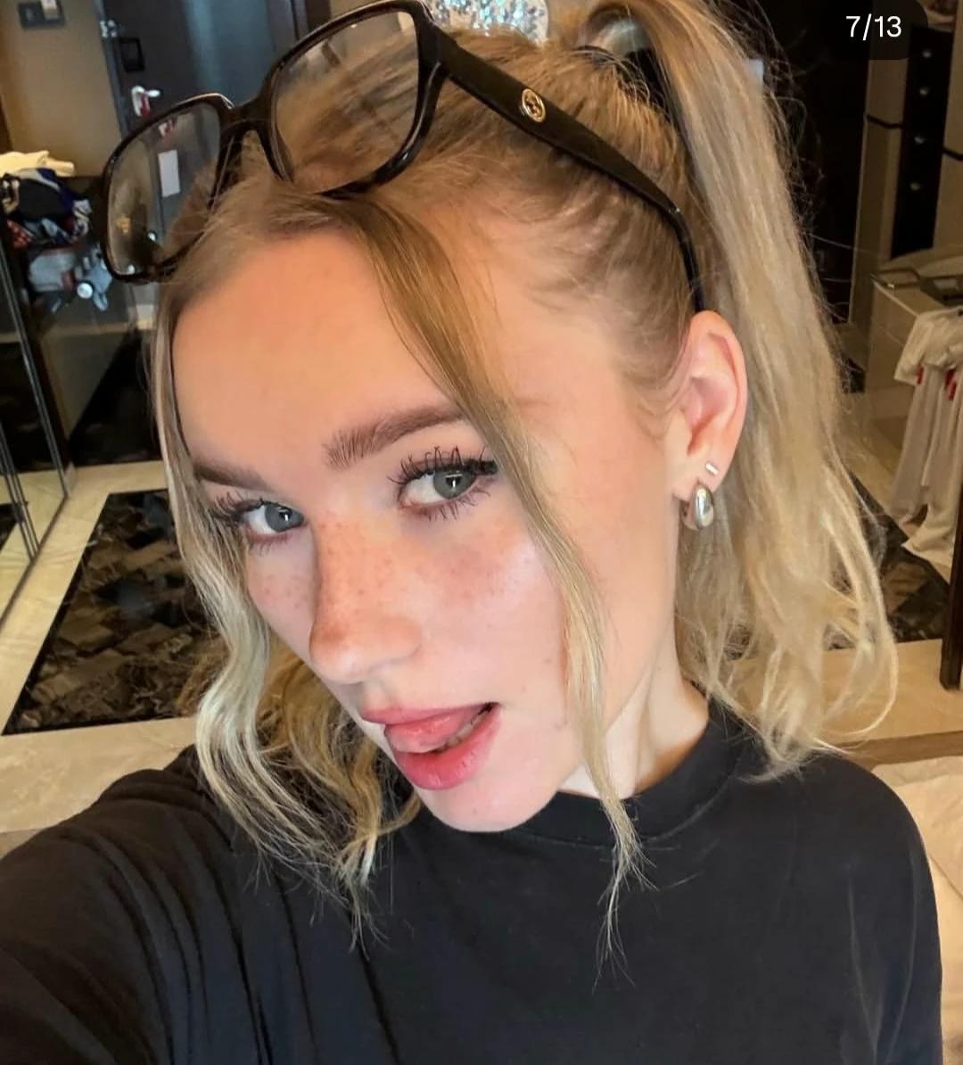 Manager thumbnail