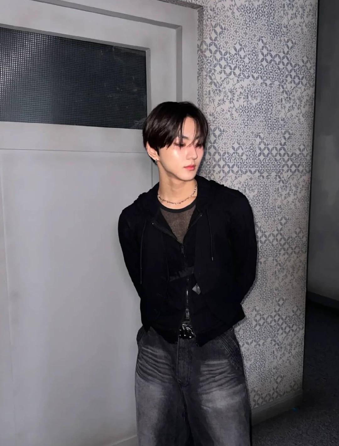Yang Jungwon thumbnail