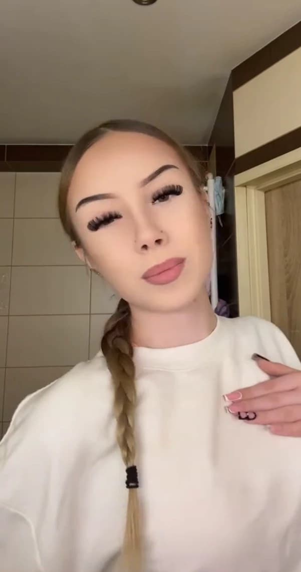 Lena thumbnail