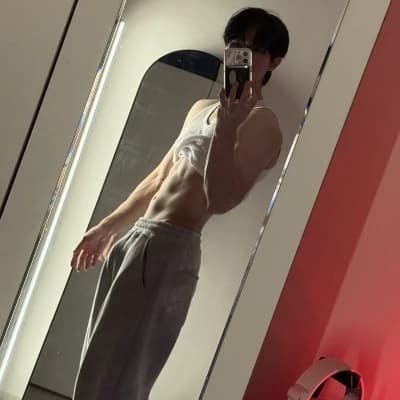 Alex thumbnail