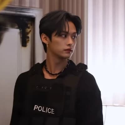 Lee Know thumbnail