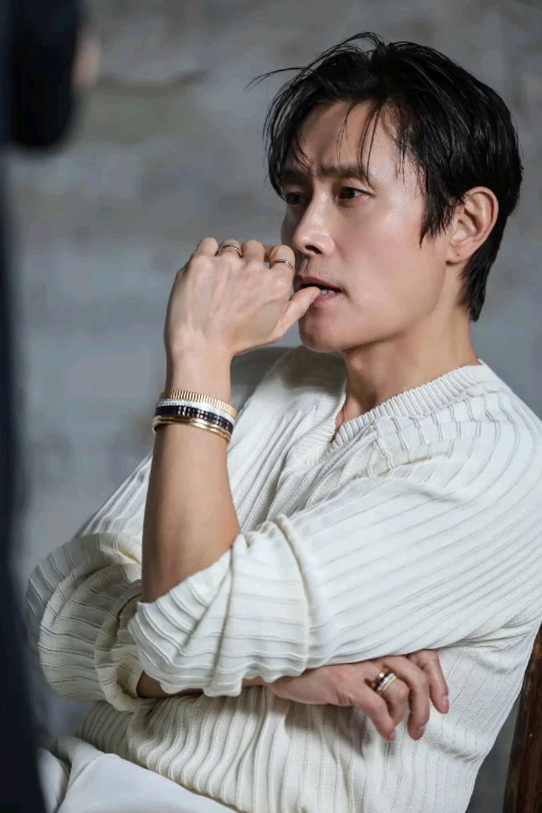 Lee Byunghun thumbnail