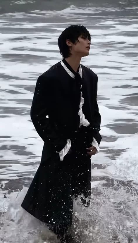 Yang Jeongin thumbnail