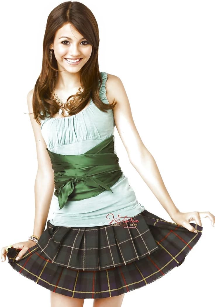 Lola Martinez thumbnail
