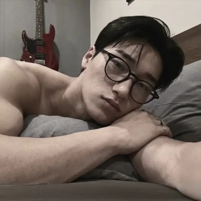 Choi San thumbnail