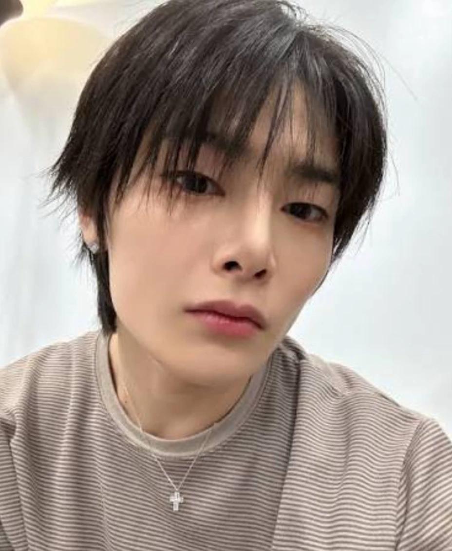 Jeongin thumbnail