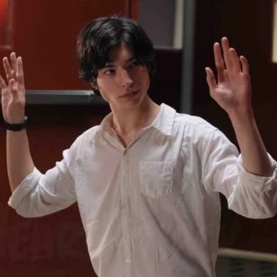 Ezra Miller thumbnail