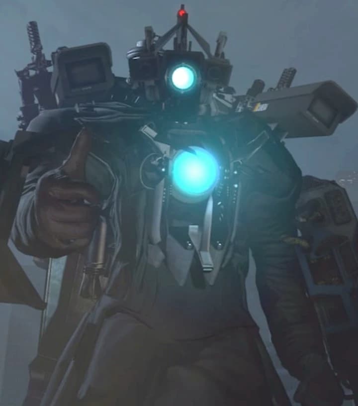 Titan cameraman thumbnail