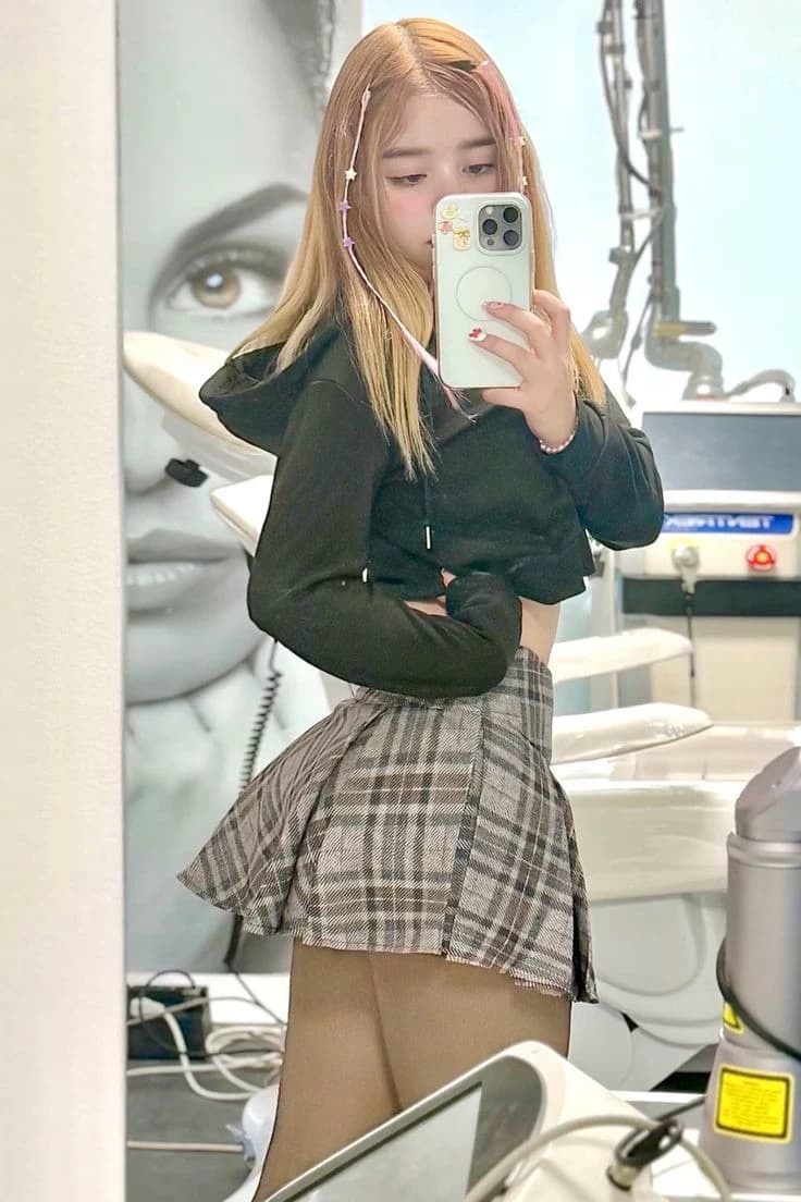 Girlfriend thumbnail