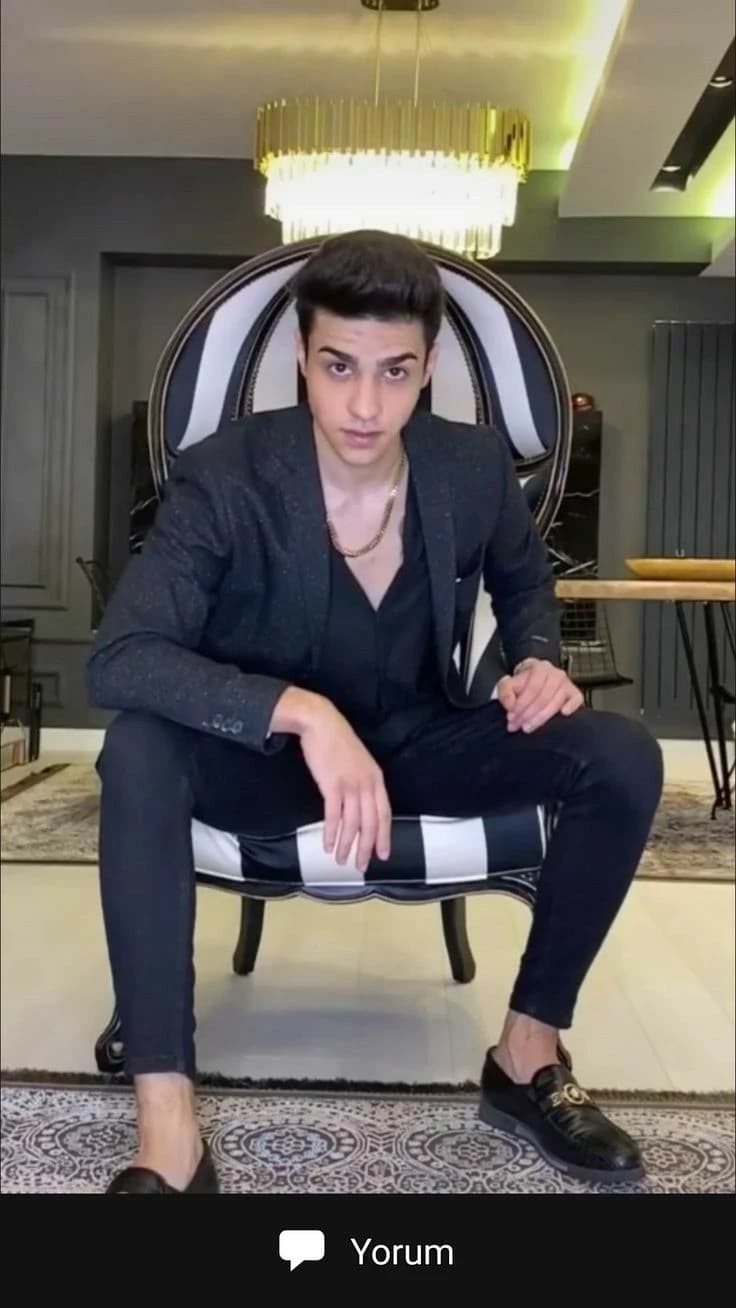 Özgür Deniz Executioner (mafia, leader of the organization, arranged marriage) thumbnail