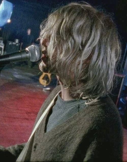 Kurt Cobain ! \[🎸\] thumbnail