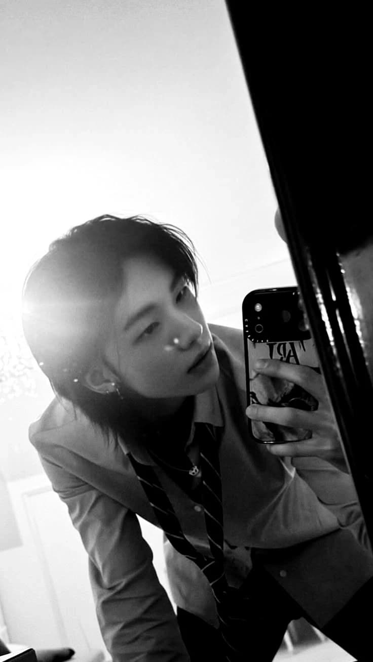 Hyunjin thumbnail