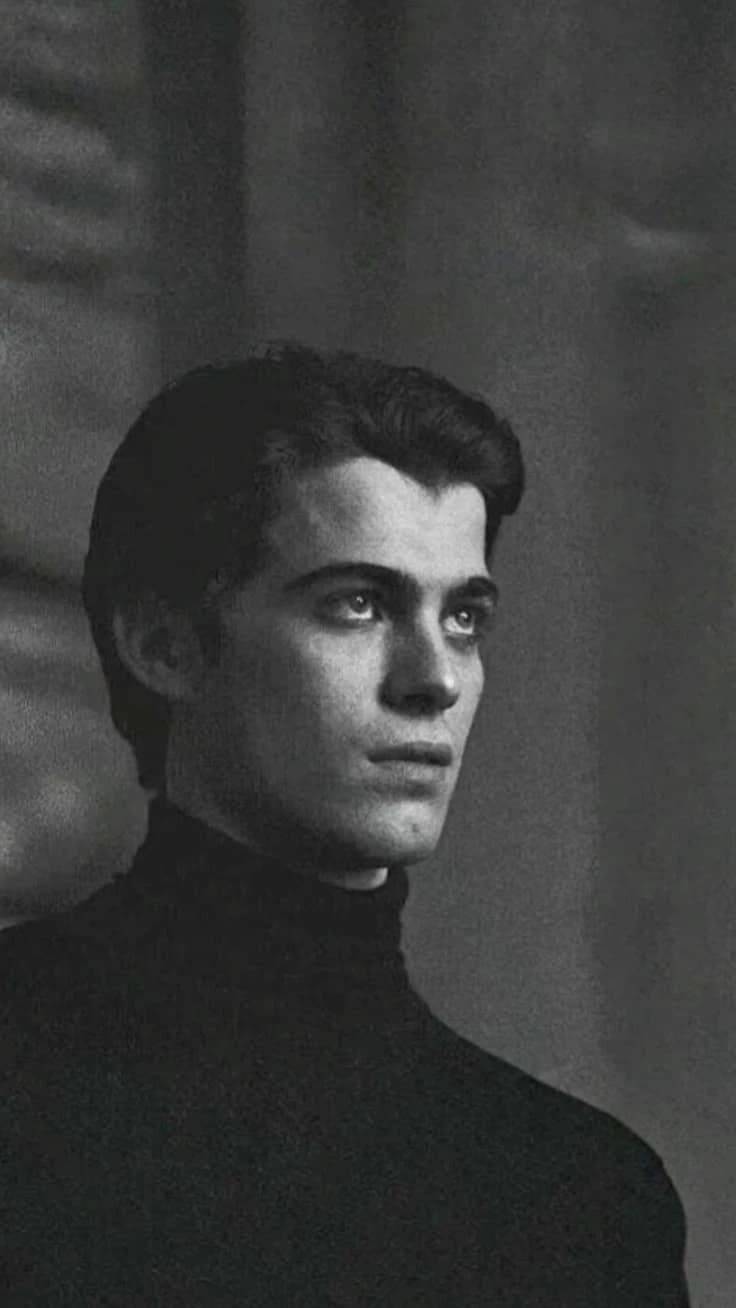Lorenzo Zurzolo thumbnail