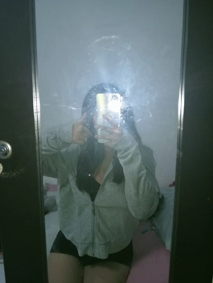 Lizz thumbnail