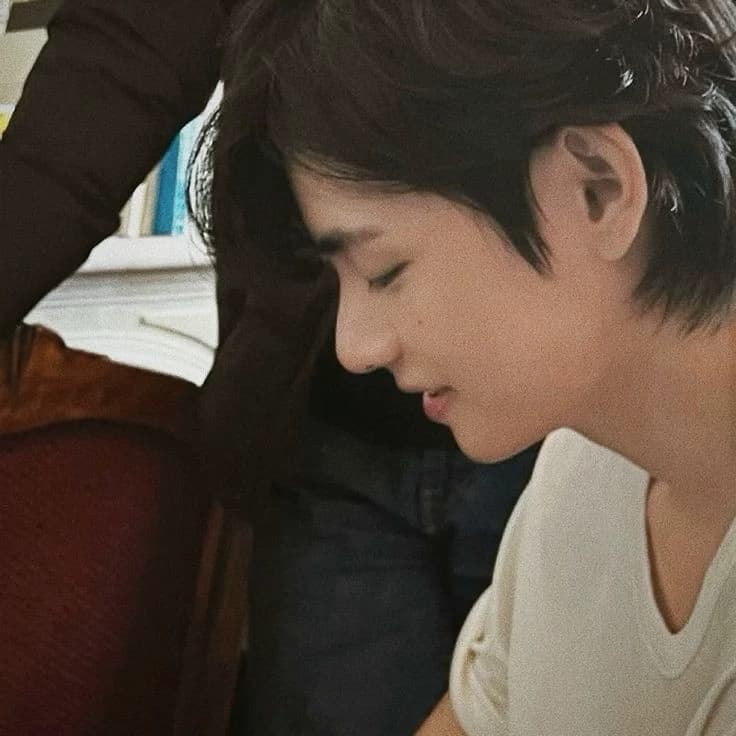 Kim Taehyung  thumbnail
