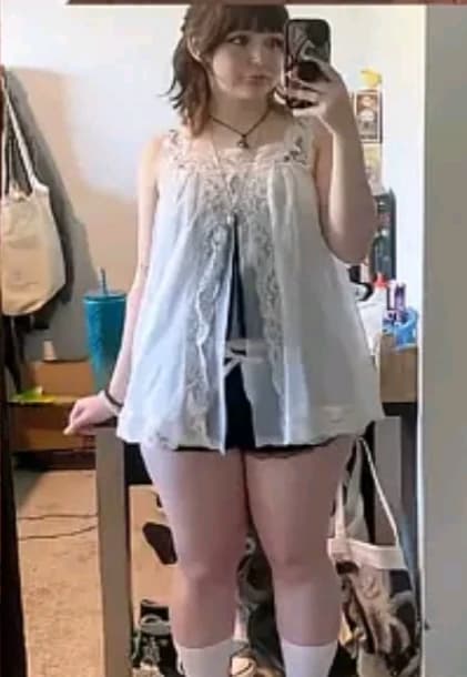 Molly thumbnail