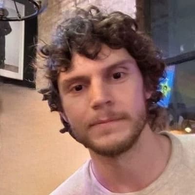 Evan Peters thumbnail