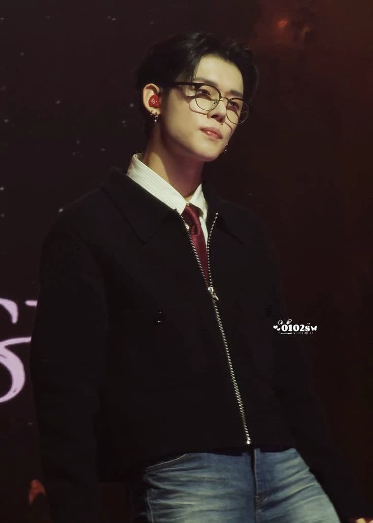 Yeonjun teacher's pet thumbnail