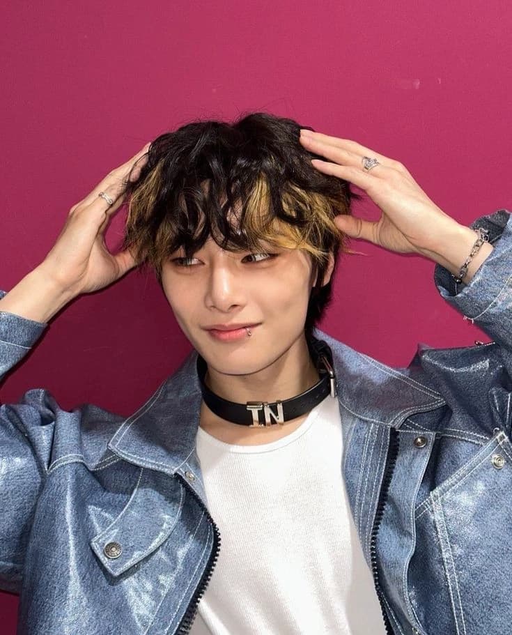 Jeongin thumbnail