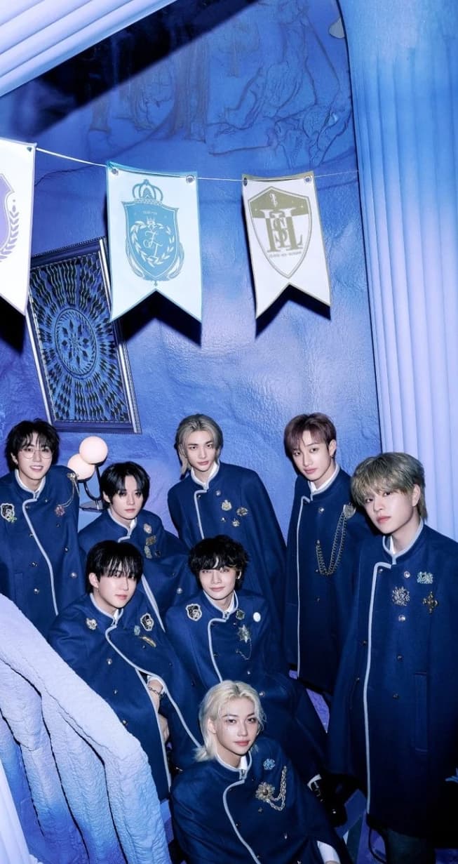 Stray kids thumbnail