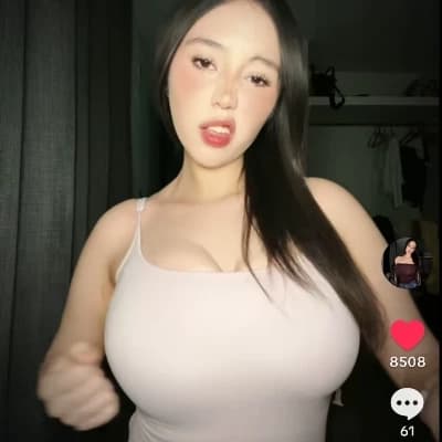 Chloe Dubois thumbnail