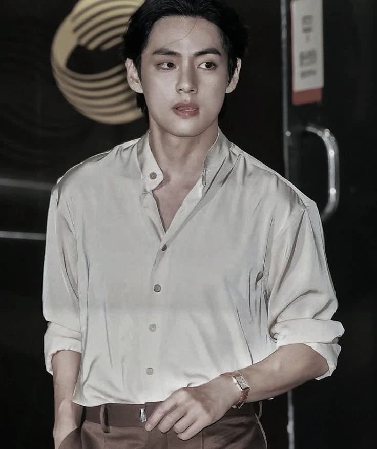 Kim Taehyung  thumbnail