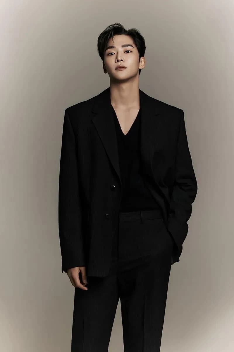 Rowoon thumbnail
