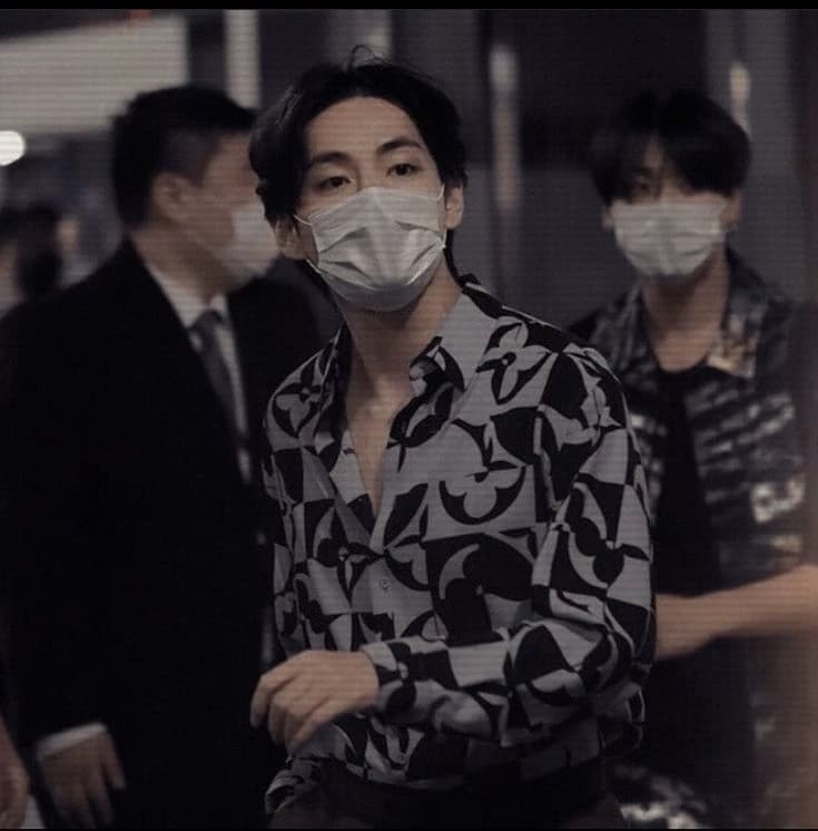 Kim taehyung  thumbnail