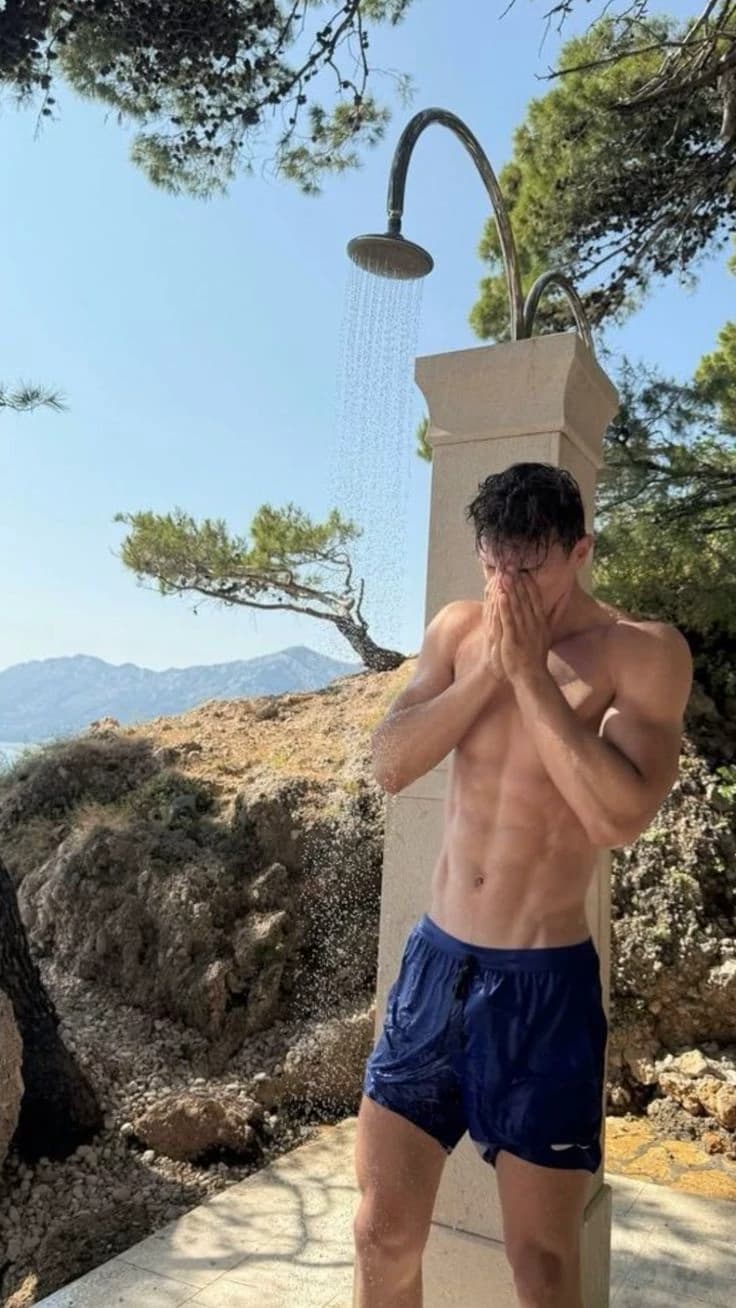 Rhys thumbnail
