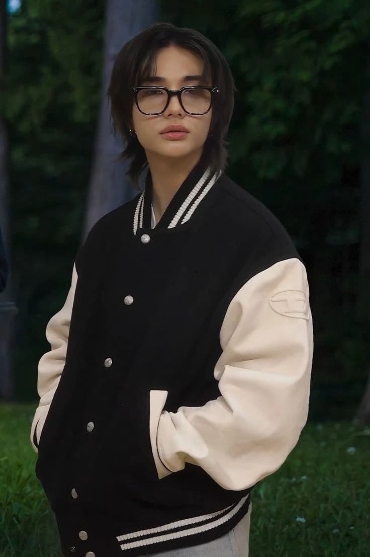 Hyunjin thumbnail