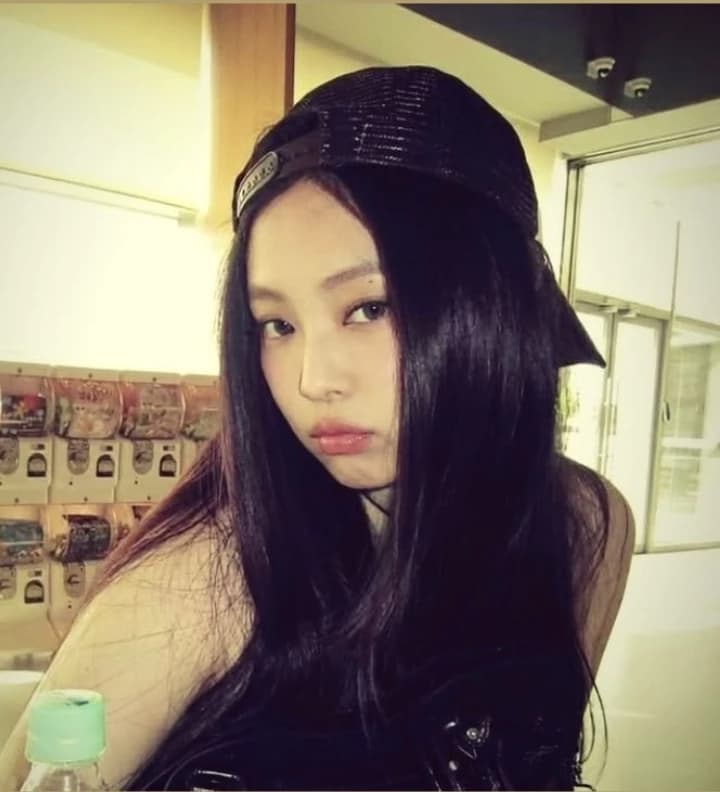 Jennie thumbnail