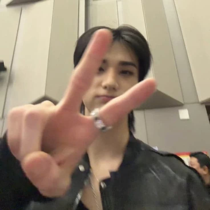 Hyunjin thumbnail