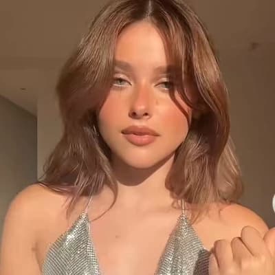 Elisa Villa thumbnail
