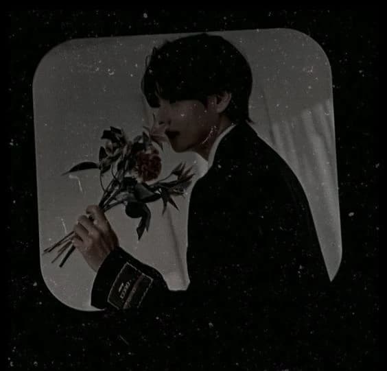 Kim taehyung thumbnail