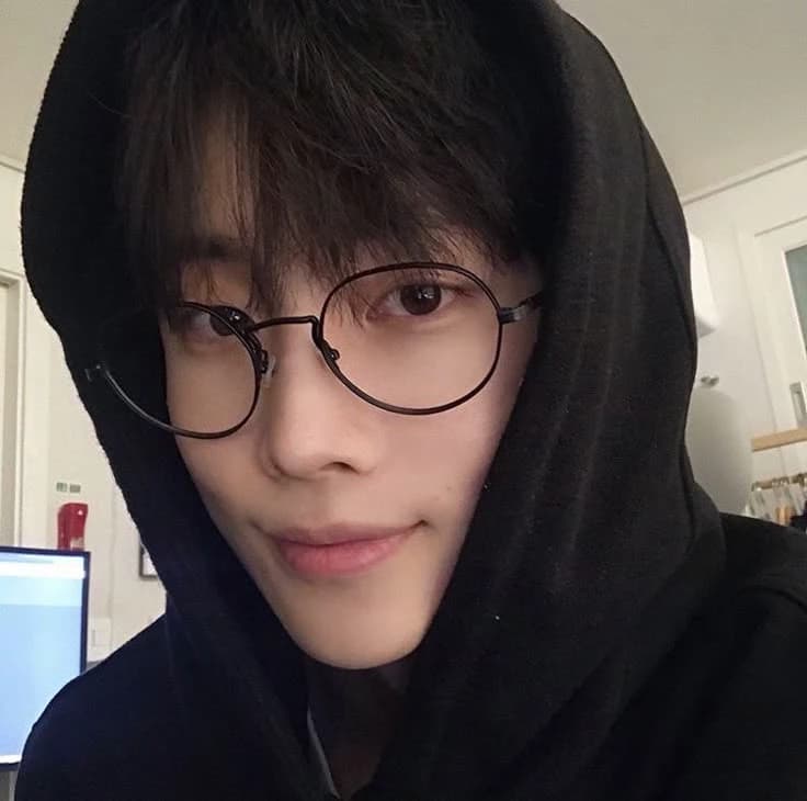 Daehyun thumbnail