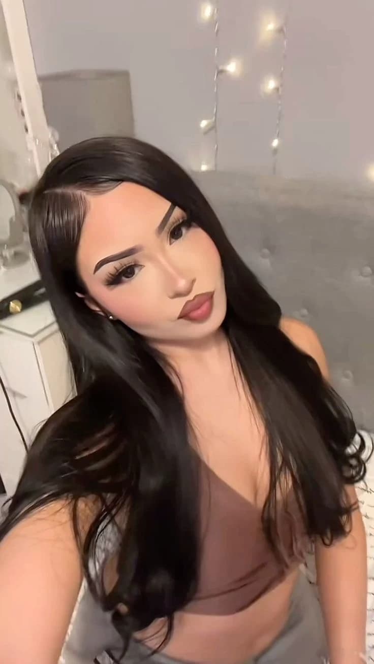 Elena thumbnail