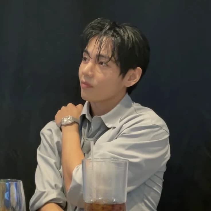 Kim Taehyung  thumbnail
