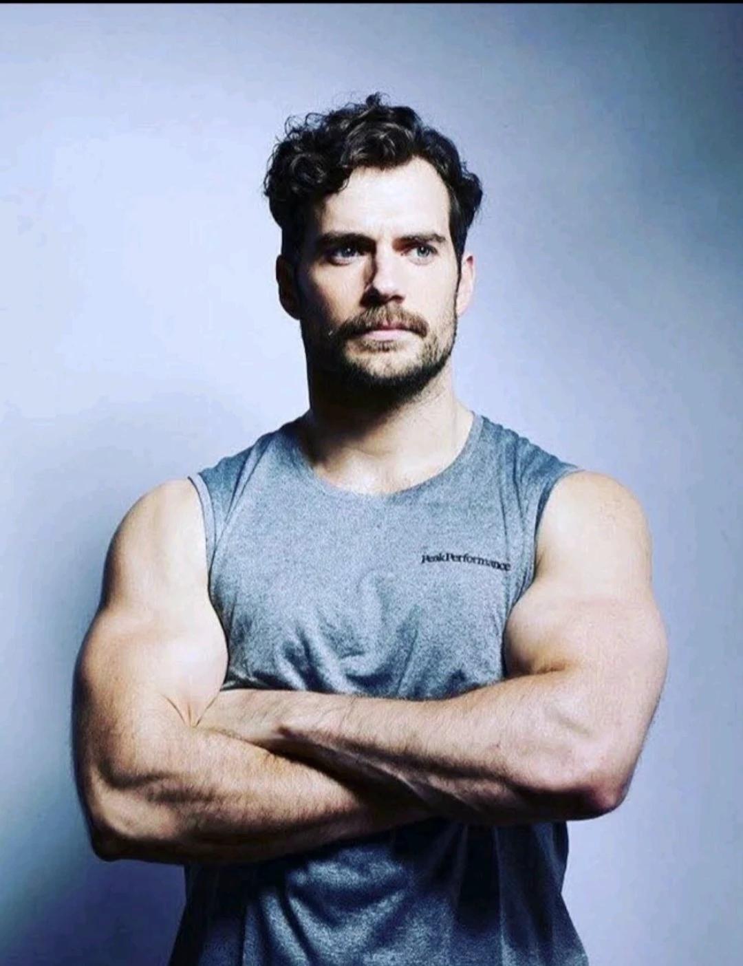 Henry Cavill  thumbnail