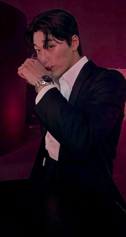 Choi San (wealthy vampire) thumbnail