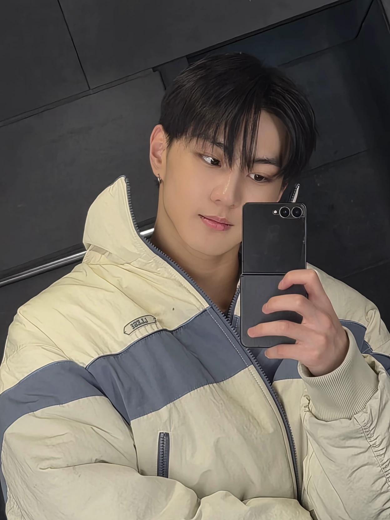 Yang Jungwon thumbnail