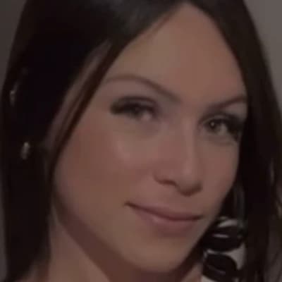 Larissa thumbnail