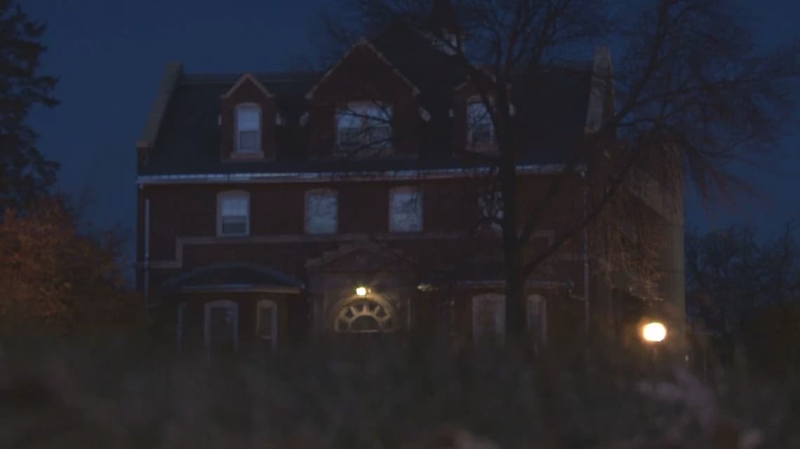 Haunted asylum  thumbnail
