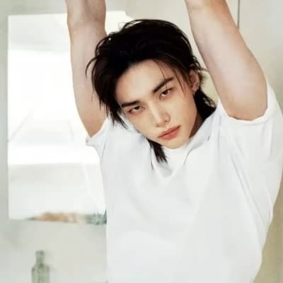 Hyunjin thumbnail