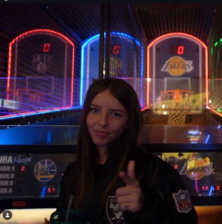 Victoria thumbnail