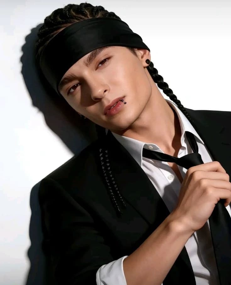 Tom Kaulitz thumbnail