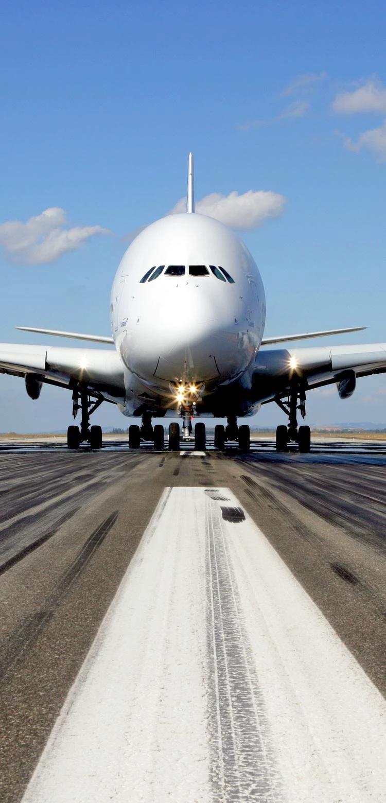 Talking planes  thumbnail